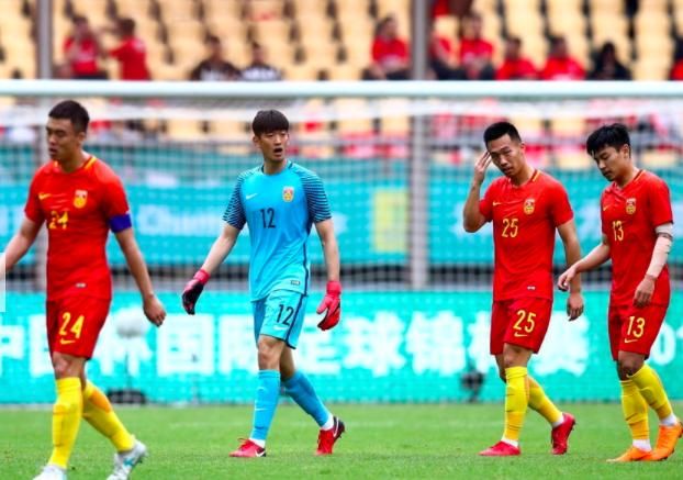 3分46秒!国足创0比8后最耻辱纪录,里皮也创下
