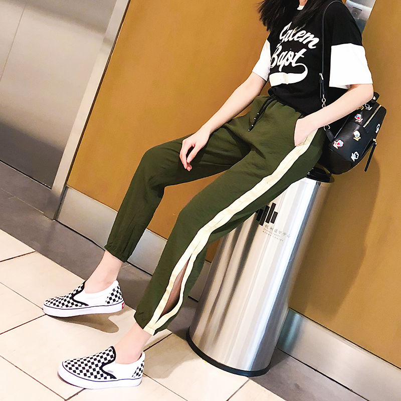 穿阔腿裤是配高跟鞋好看,还是平底鞋好看?看了