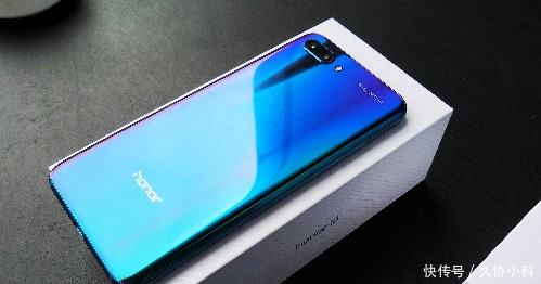 5款游戏实测荣耀10玩游戏到底怎么样,性能比苹