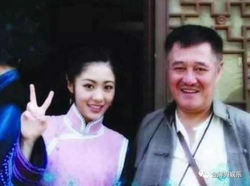 王小蒙出席星光大赏,被指整容整成翻版赵丽颖