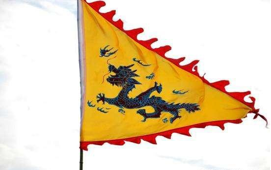 韩国国旗上原有八个汉字,但是内容被认为是大