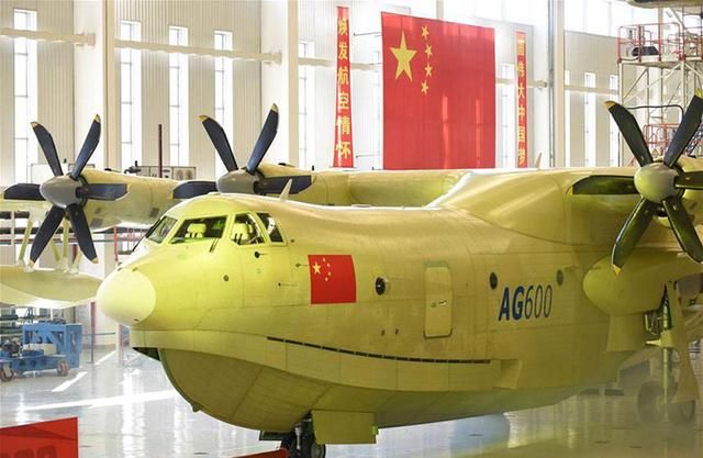 中国003航母配歼18四代舰载战斗机,局座的预