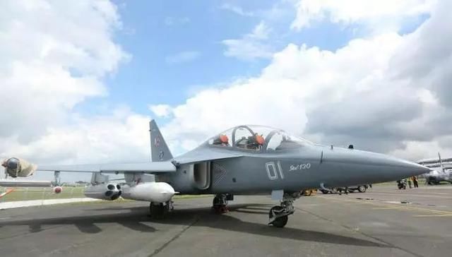 一架军机坠毁,2名飞行员牺牲,巴铁传来不幸消