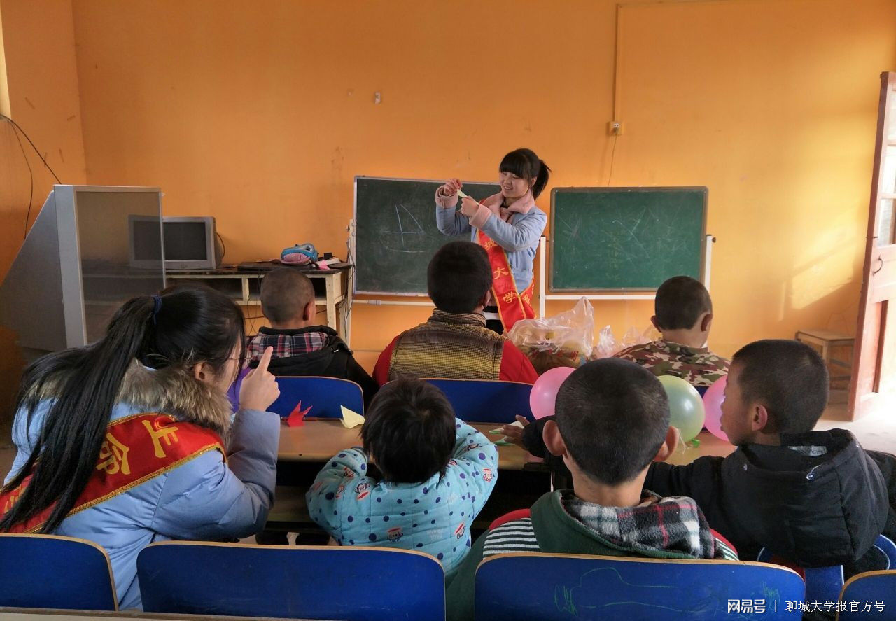 聊城大学生科院举办关爱特殊儿童 守护折翼天