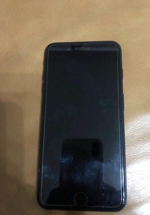 iphone7plus亮黑卖3500元无人问津!