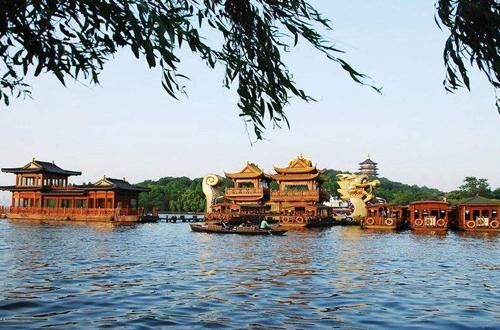 2018春节重点城市旅游收入排行榜TOP10,西安