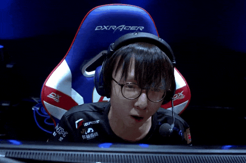 随着洲际赛的结束,lpl夏季赛小组赛第二轮也在如火如荼的进行着,而在