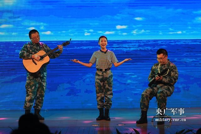 海军总医院迎新春文艺演出唱响新时代强军之歌
