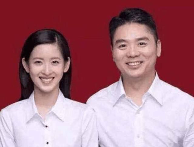 范冰冰微博晒红本本,却和别人的不一样,网友:真为李晨捏把汗!