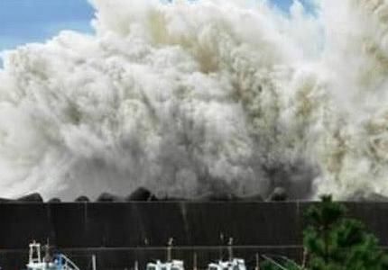 泰国普吉岛沉船,日本台风中国游客被困,网友:老