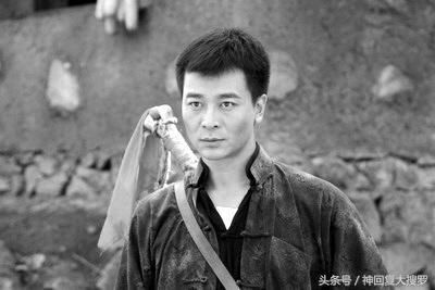 成龙老了,李连杰伤病,赵文卓票房毒药,当打的只