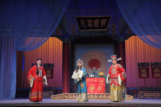 国家艺术资金资助项目曲剧《陈三两》在郑首演