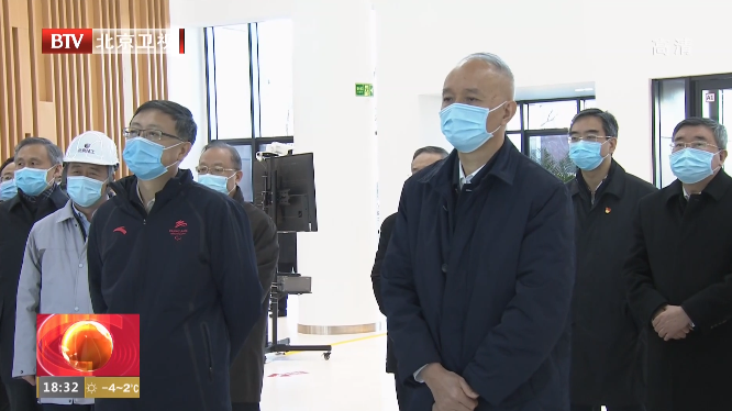 蔡奇到人民大学通州校区、北京学校、环球影城检查调研