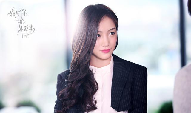 《我与你的光年距离》热播 张南千年花式复仇