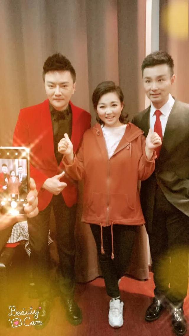 熟悉的歌,熟悉的人,扬州歌手汤非将四登央视春晚舞台!