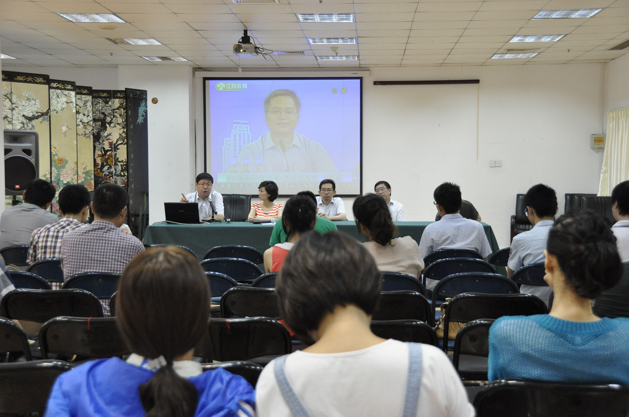 泰州高三复读选择封闭式学校有哪些优势