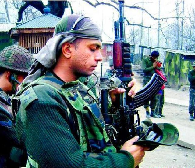 百名印度士兵遭5名武装分子突 差一点全军覆没:一名巴方武装被俘