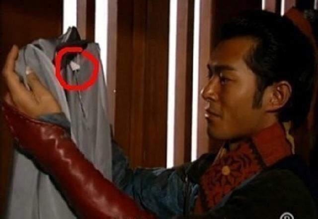 搞笑穿帮:吴奇隆的抗日神剧与鲁智深的纹身以