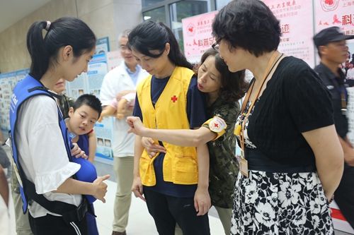 上海市青年医学科普成果展举行:医学科普2.0时
