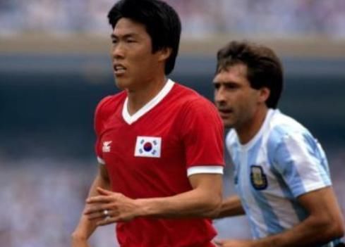 韩国国家队射手榜,车范根59球排第一,现役仅一