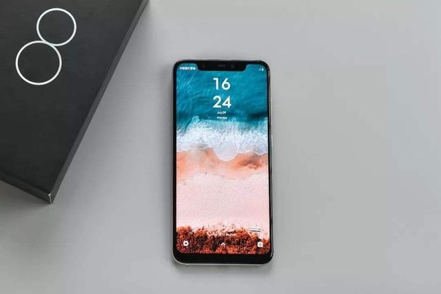 为什么小米手机在中低端用大容量电池,而高端