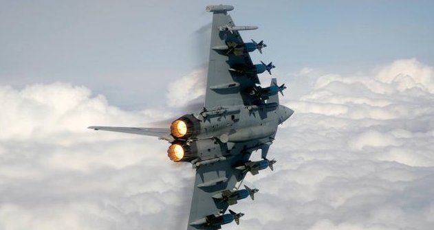 海全面败北 英国台风战机紧急部署日本歼11怕