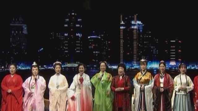 古曲名家王苏芬与学生同台演唱《小梁州》 古曲名家王苏芬与学生同台演唱《小梁州》