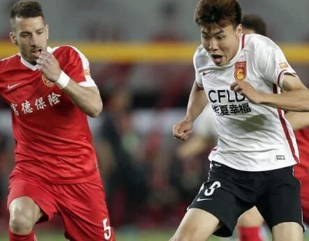 中超本土第一中锋期待重生 曾为恒大五场比赛