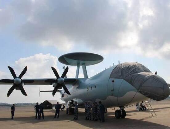 中国造出最强芯片!国产飞机优先使用,禁止对外