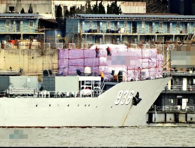 中国电磁炮领先美国首次上舰实验 10倍音速30