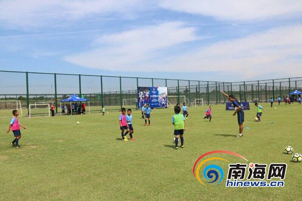 海口巴萨足球学校开学 系中国首家巴萨直管足