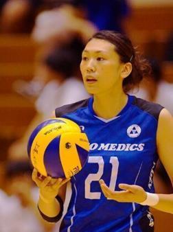 父母原是中国排球国手,王亚辰入日本国籍令人