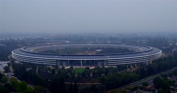 全球最大碳纤维屋顶!iPhone 8发布地实拍:震撼 全球最大碳纤维屋顶!iPhone 8发布地实拍:震撼