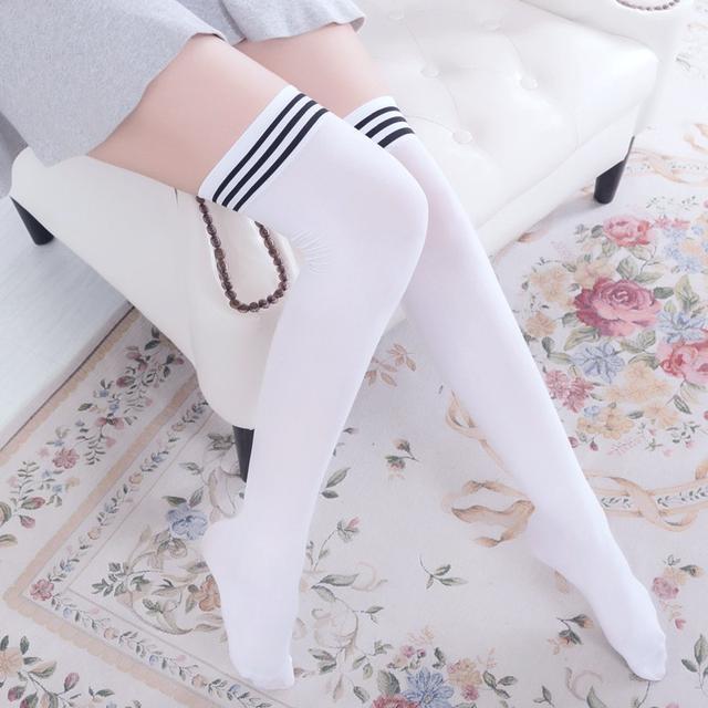 杨幂、迪丽热巴都喜欢的长筒袜,我也要穿