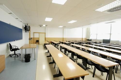 志愿!10所文科生适合报考的二本院校!前景不