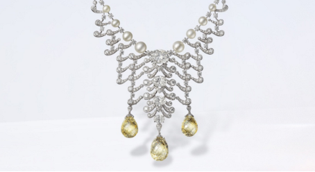 三星W2018--手机中的贵族,底气从何而来?