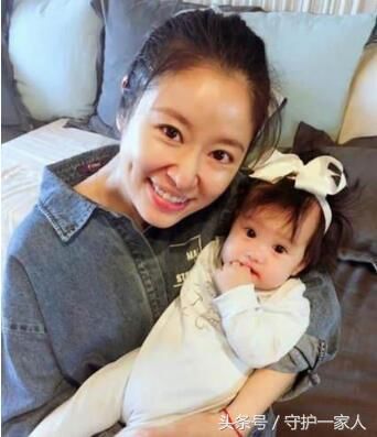 比起林心如,她才是酒窝女星,做9次试管婴儿成