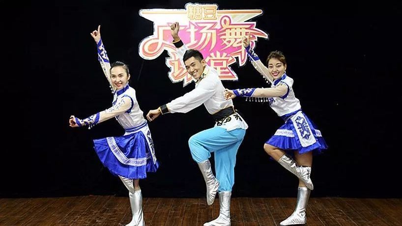 糖豆广场舞傍上腾讯 融资过亿：“互联网+大妈”却难逃烧钱魔咒