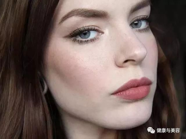 口红色号怎么选?转给直男的圣诞送礼攻略都在