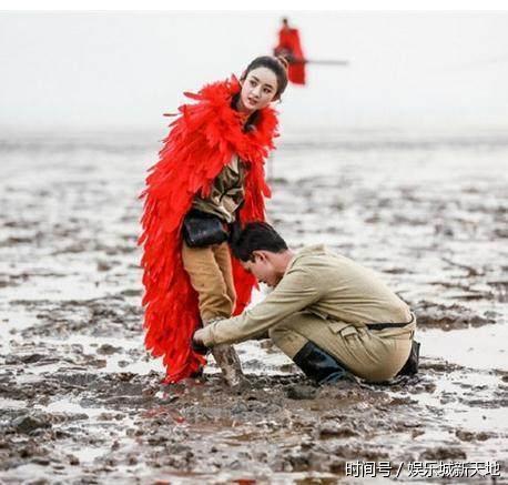 赵丽颖把霍建华噎得一脸冷漠,结果被吴磊收拾