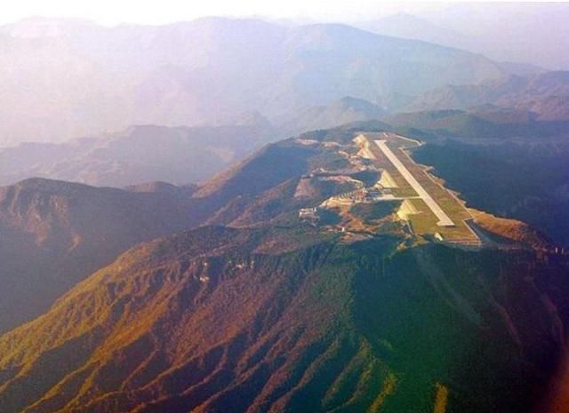 山顶航母你可曾听说过?为了建造它销毁了60多