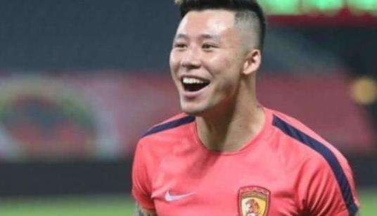 为何现在的国足成绩不行,看看男足以往球员的