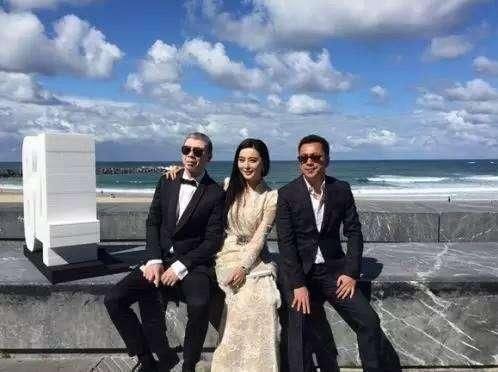 华谊兄弟跌停报于4.37元,网友:王中磊兄弟冯小