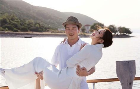 安以轩生日工作室透露怀孕喜讯?网友:要扣鸡腿