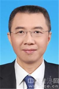 中国银保监会党委班子名单和简历 郭树清任党