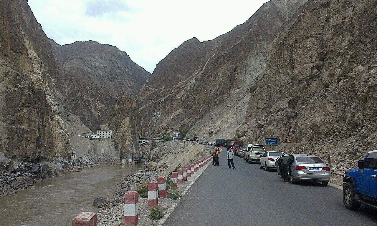 西藏自驾游有多危险?一个车祸致44人丧生 尽量