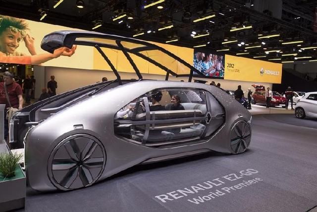 触碰未来 飞行汽车亮相日内瓦国际车展-北京时间