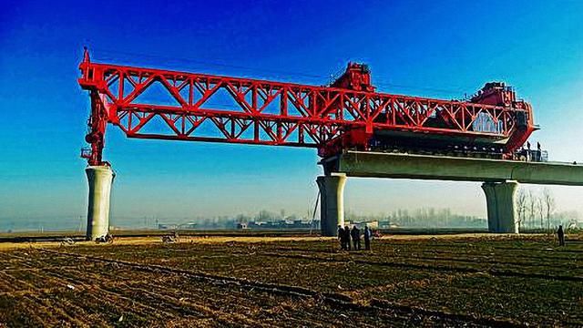 中国高铁亏损达4万亿,每年却仍在不断建高铁,