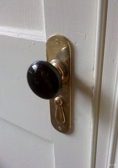 难以置信的恋物情结!居然有人闻屁味兴奋