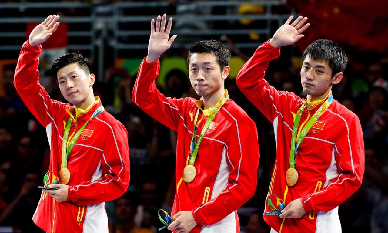 奥运冠军：多拿奖牌 让五星红旗不断高高飘扬|中国|双人滑_新浪新闻